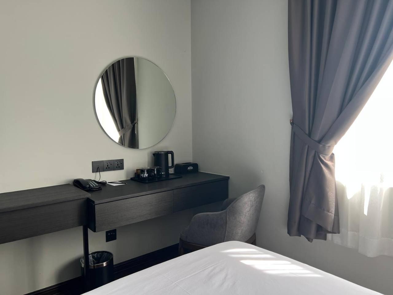 All In Hotel Kangar Eksteriør billede